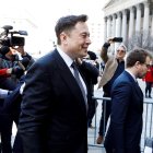 El fundador de Tesla, Elon Musk (C), en una fotografía de archivo.