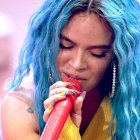 Desde la 17:00 del viernes, gente de todas partes de la ciudad de Medellín se concentró en el sector Provenza para ver a la Bichota.