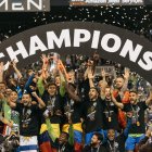 Seattle Sounders se proclamó campeón de la Concachampions con Xavier Arreaga (con la copa) como estelar.