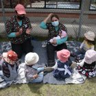 Fundación. Las tías Marisol Guerra y Cumandá Ortega cuidan con amor de los niños mientras esperan la adopción o restitución a sus familias.