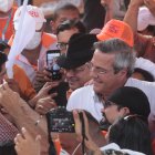 El periodista-político Jimmy Jairala lideró la convención nacional del movimiento Centro Democrático, en el coliseo River Oeste, en el suburbio de Guayaquil.