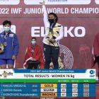 Bella Paredes durante la entrega de medallas.
