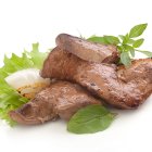 Gastronomía. Una de los platos es el hígado frito.