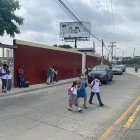 Inversión. El colegio Liceo Cristiano levantó este año un muro y compró cámaras, por unos $ 100 mil.