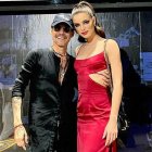 Marc Anthony es 30 años mayor que su prometida, la modelo venezolana Nadia Ferreira.