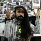 ACOMPAÑA CRÓNICA COLOMBIA LGBT***BOG200. BOGOTÁ (COLOMBIA), 10/05/2022.- Danne Aro Belmont, directora Ejecutiva de la Fundación GAAT (Grupo de Acción y Apoyo a Personas Trans), habla con Efe durante una entrevista el 9 de mayo de 2022 en Bogotá (Colombia).Danne Aro Belmont, directora Ejecutiva de la Fundación GAAT (Grupo de Acción y Apoyo a Personas Trans), habla con Efe durante una entrevista el 9 de mayo de 2022 en Bogotá (Colombia). Las mal llamadas "terapias de conversión" son una realidad en Colombia a pesar de haber sido invisibilizadas e ignoradas, como un intento de "curar" a las personas del colectivo LGTBI a través de ritos, o incluso exorcismos. Estas prácticas caen en un vacío legal que permite su perpetuidad pero que ahora buscan ilegalizar al considerarlas "tortura" en un intento por saldar la histórica deuda con la comunidad LGTBI. EFE/ Mauricio Dueñas Castañeda