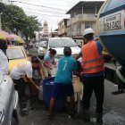 En varios sectores de Guayaquil las familias buscaron abastecerse de agua