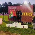 El velocista nacional Emerson Chalá en lo más alto del podio en los Juegos Sordolímpicos.