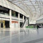 Kiev. El mayor centro comercial de Ucrania reabrió en esta capital, aunque todavía recibe a pocos visitantes.