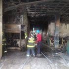 La zona afectada fue la que está destinada para los abastos. Los rescatistas movilizaron 17 vehículos y 47 efectivos.