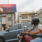 Ubicación. En las calles Piedrahita y Esmeraldas está ubicado el letrero que ha causado críticas en la ciudadanía.