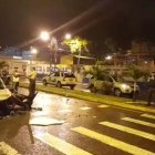 Uno de los coches detonados en Esmeraldas.