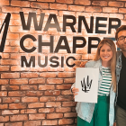 Nikki Mackfliff junto a Stefano Vieni.