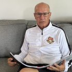 En el tiempo que le queda después del trabajo en en San Lee FC, Alfredo Encalada también prepara las clases para el Instituto de la FEF.