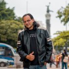 Henry Luis, hijo de padre guayaquileño y madre estadounidense, nació en Nueva York, pero actualmente radica en Orlando.