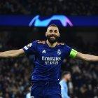 El delantero del Real Madrid Karim Benzema celebra su gol en el partido de ida de las semifinales de la Liga de Campeones ante el Manchester City.