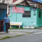 Consecuencia. Ante la ola de violencia, habitantes ponen en venta o alquiler sus viviendas y negocios.