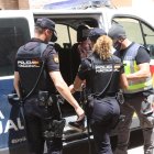 Agentes de la Policía Nacional han detenido en Murcia a 22 personas por explotación sexual en dos prostíbulos de Murcia y Alcantarilla de 19 mujeres de Venezuela, Colombia, Brasil y Panamá, que han sido liberadas, ha informado miércoles este cuerpo policial.