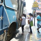 Subir a una unidad de transporte pública significa para muchas mujeres no solo estar expuestas a robos, sino a acosos sexuales.