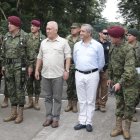 Con la presencia del ministro de Defensa Luis Lara y del interior Patricio Carrillo presentaron la Fuerza de tarea conjunta Esmeraldas para la inseguridad de la provincia.