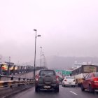 En las redes sociales comenzaron a volcarse fotos del intenso frío que se soporta desde temprano en la ciudad.