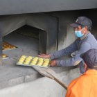 El horno. El de los descendientes de Mariana Guamán es el horno más antiguo. Data de 1930.