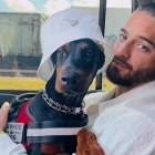 La sexta producción discográfica del colombiano contiene 8 temas, de los cuales 3 ya han sido presentados a lo largo del año.