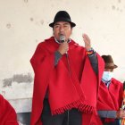 El presidente de la Conaie, Leonidas Iza, reconoció una imprecisión en unas declaraciones sobre el precio de la gasolina.