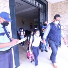 El colegio Santo Domingo de Guzmán refuerza la presencia de los guardias privados para garantizar la seguridad de la comunidad educativa.