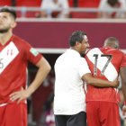 Los jugadores peruanos se lamentan tras la derrota en la repesca contra Australia