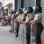 Policía resguarda el suburbio de Guayaquil para evitar saqueos