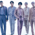 La banda inició en el 2010, pero no fue hasta el 2013 que presentaron su primer álbum O!RUL8,2?, publicado en septiembre del mismo año.