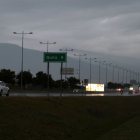 La falta de alumbrado público en las autopistas de ingreso a Quito dificultan el tránsito vehicular