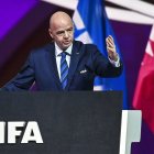 Infantino asistió en Doha a las dos eliminatorias intercontinentales de repesca.
