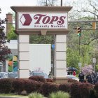 La Fiscalía Federal imputó ayer formalmente a Gendron de diez cargos por crímenes de odio con resultado de muerte