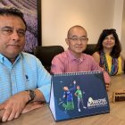 Los directivos de la empresa Aloha, durante una visita al país.