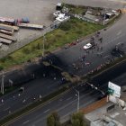 Situación. Mientras se deciden a dialogar, las carreteras continuaban ayer con bloqueos, especialmente en la Sierra.