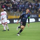 Richard Schunke anotó el primer gol del cuadro rayado en la ida de los octavos de final de la Copa Sudamericana