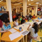 La Universidad de las Artes tiene una biblioteca infantil donde se cultiva el arte.