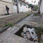 LAS PEATONALES EN URDESA SE VUELVEN BAÑOS PUBLICOS Y DE LOS FUMONES ENTREVISTA CON MORADORES DEL SECTOR PERIODISTA :JUAN DANIEL PONCE FECHA : 05/07/2022 Agencia (ag-extra)