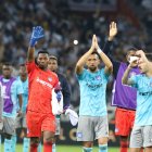 Los jugadores de Emelec dejaron el Mineirao entre aplausos de su público.