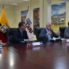 Reunión. Autoridades actualizaron datos sobre la situación epidemiológica del país en el contexto de la pandemia del Covid-19 y la detección del primer caso de viruela del mono.