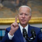 El presidente de Estados Unidos, Joe Biden, fue registrado este viernes, en el salón Roosevelt de la Casa Blanca, en Washington DC (EE.UU.).