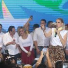 Lanzamiento de la candidadura a la reeleción de la Prefectura del Guayas de Susana Gonzalez, realizada en el Coliseo Voltaire Paladines Polo. Agencia (ag-extra)