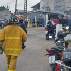 Incendio en una fabrica de plásticos