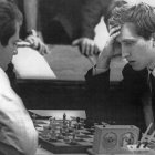 Los aficionados al ajedrez se multiplicaron exponencialmente en todo el mundo y los gobiernos de las dos superpotencias esperaban con ansiedad el resultado de cada juego.