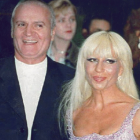 Foto fechada el 14 de junio de 1995 de Gianni Versace y su hermana Donatella.