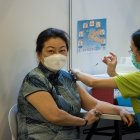 Hong Kong, un país de  unos 7,4 millones de habitantes, registra 342.359 casos de COVID y 9.419 fallecidos por la pandemia JEROME FAVRE / efe