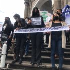 En el Centro Histórico de Quito se realizo un plantón para exigir medicinas al Gobierno para pacientes con enfermedades catastróficas.