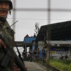 Luego del motín dado en mayo, los presos protestaron por el traslado de integrantes de Los Choneros, quienes supuestamente llegaron a dominar la prisión.